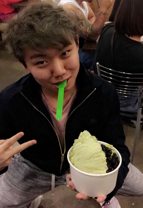 Watch Emily 🦇's leaked NSFW photo on TwXstars