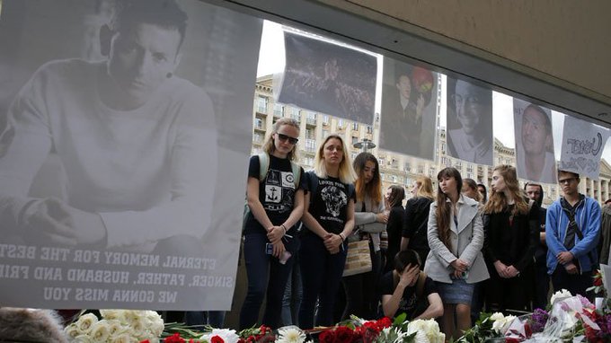 View image on Twitter