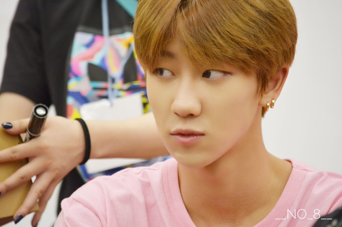 __No_8__'s tweet photo. 170724 東京サイン会１部
#디에잇 #THE8 #ディエイト
#seventeen #세븐틴

かわいい😭😭😭😭😭😭😭😭😭😭😭😭😭😭😭😭😭😭😭 https://t.co/9UW6UK5Wpz