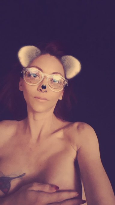 Good night. Sleep sweet 💋⚘ https://t.co/qTpcLWy8HY<a href="/tag/mvsales"class="tags"><span>#mvsales</span></a>