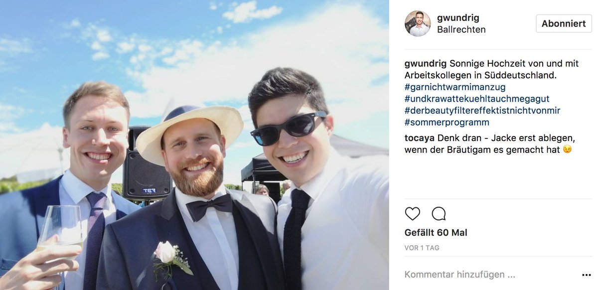 sommerprogramm's tweet image. Harte Kerle stehen auch eine Sommerhochzeit im Anzug mit eine Lächeln durch – hier Digital Chefposaunist @gwundrig mit Entourage. #cheers