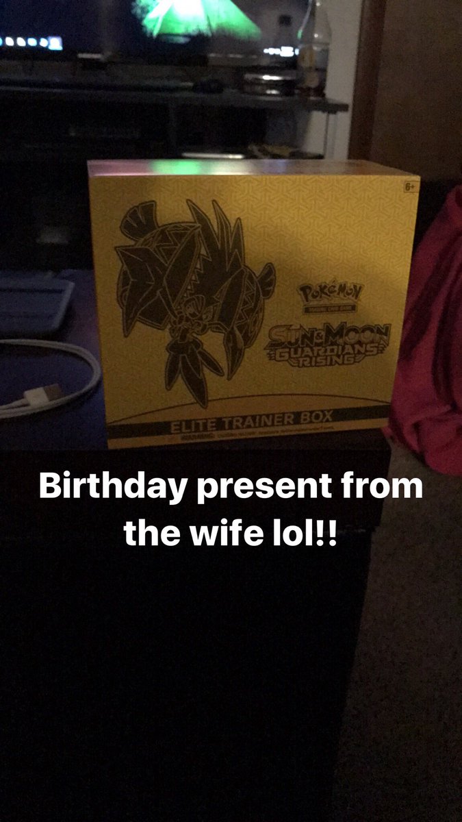 mckalebh's tweet photo. @DeriumsPokemon a little birthday present from my wife. 7 packs in a row green code. Last pack Full Art Mallown in excellent condition!!!!! https://t.co/ThMpINixOv