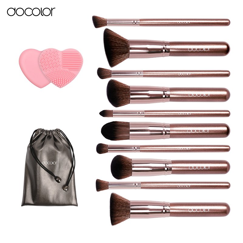 makeuplevel's tweet photo. Docolor makeup brushes 10pcs Professional brand make up brushes set with bag ... https://t.co/7vndQWbr4X https://t.co/sqmP8lskBW