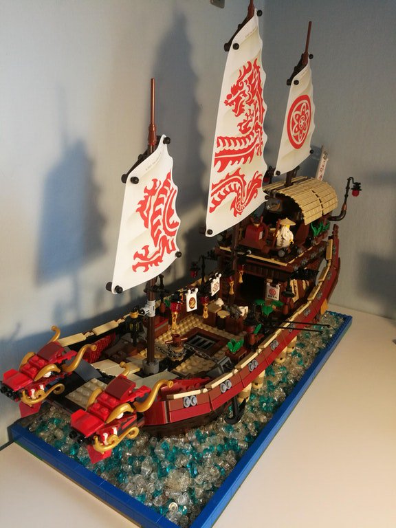 cyberroadie's tweet photo. @pkropf next to your bonsai tree? #LEGO https://t.co/BWcrHsEWvn