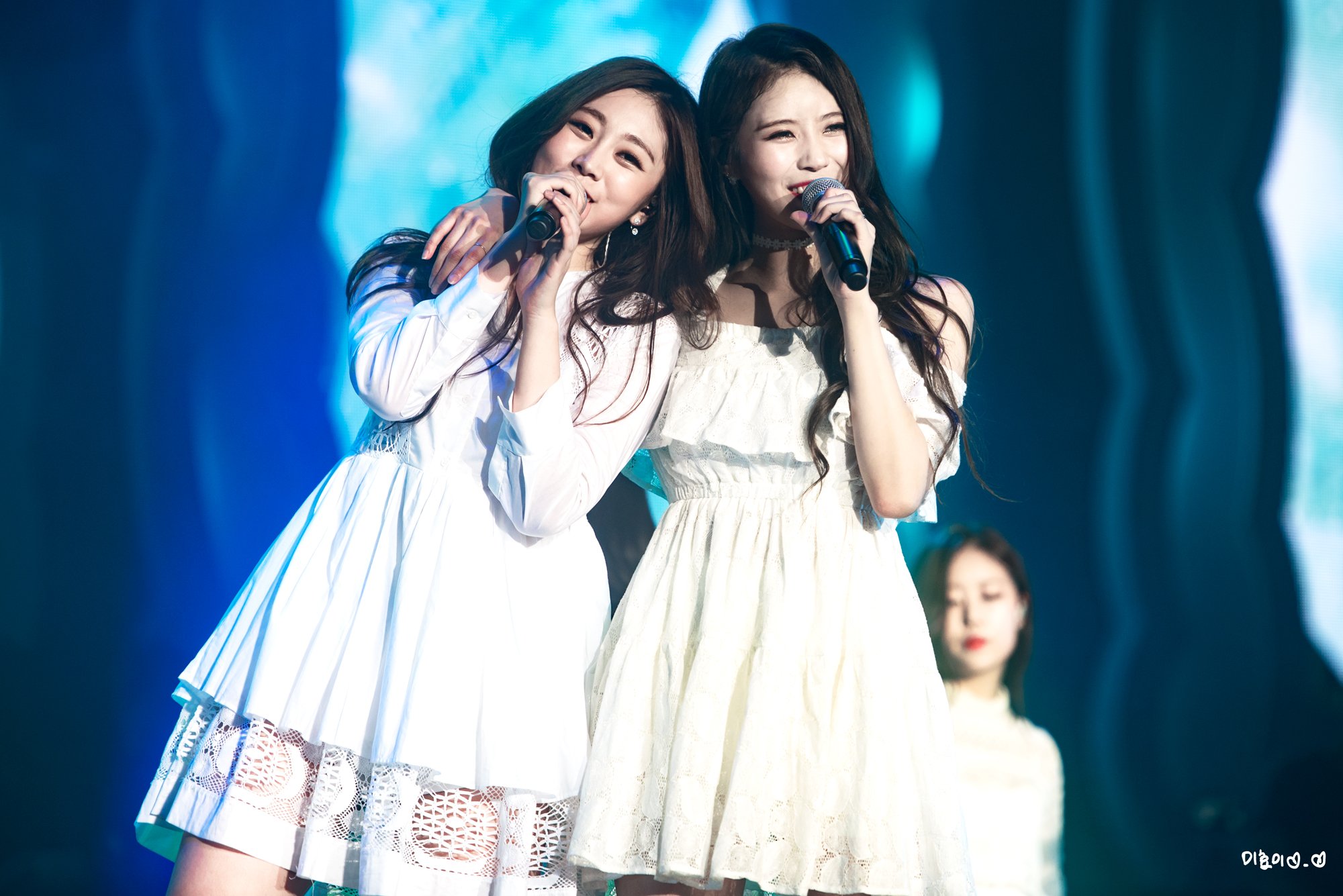 DGCqOfEVwAAtqRT.jpg:large