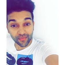 KLehary's tweet photo. Mera sab logo se ek sawal h ki apko guru ki voice achi lgti h y face so tell now https://t.co/DrHznojvDo