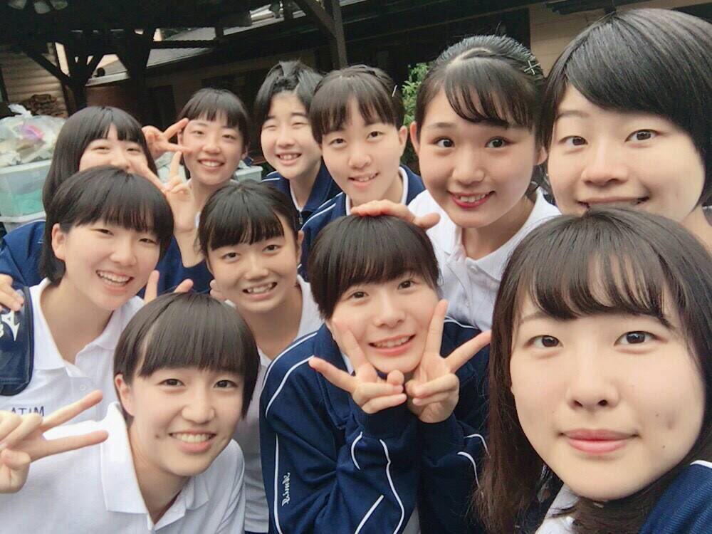 comeonVBC's tweet photo. 🌱7/25-29 清里合宿🌱

毎日体の至る所に傷を作りながらみんな5日間よく頑張りました💮
楽しくて、最高に笑って、幸せで充実した5日間✔️

次は夏季大会
夏休みはまだまだ､､これからも女バレ20人で頑張っていきます！
お疲れ様でした😌💯 https://t.co/OLZov8EBXM