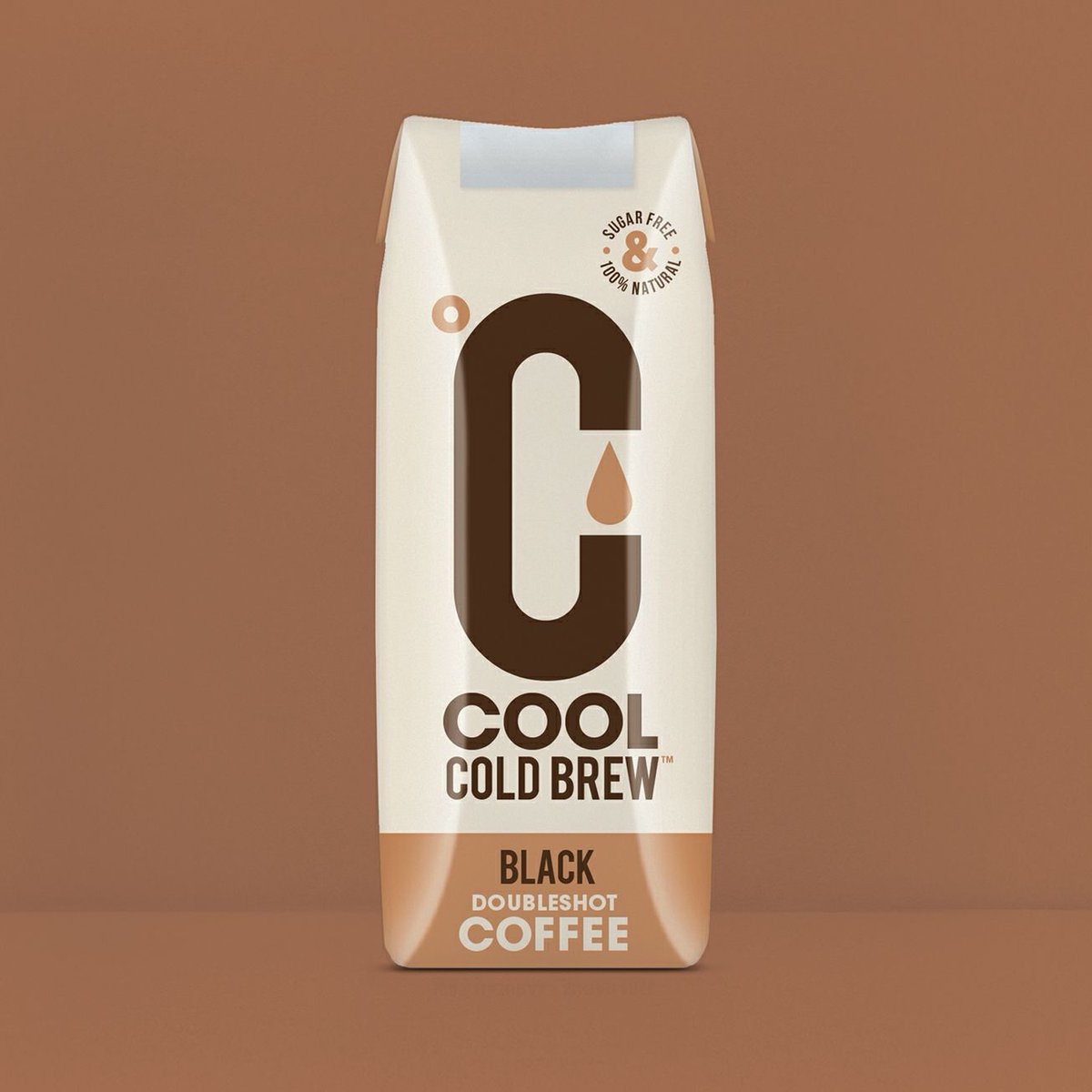 studiomore_ldn's tweet photo. Here's the @coolcoldbrew new range line up in all it's glory 🎉 #branding #identity #packaging #coldbrewcoffee #coffee https://t.co/PET10CmnGk