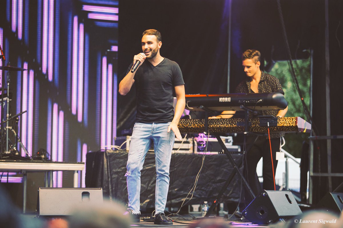 joozoff's tweet photo. Prochain concert à @portbarcares le 5 Août 😉 #jooz #youmakemesmile https://t.co/ksgtJ0pxNB