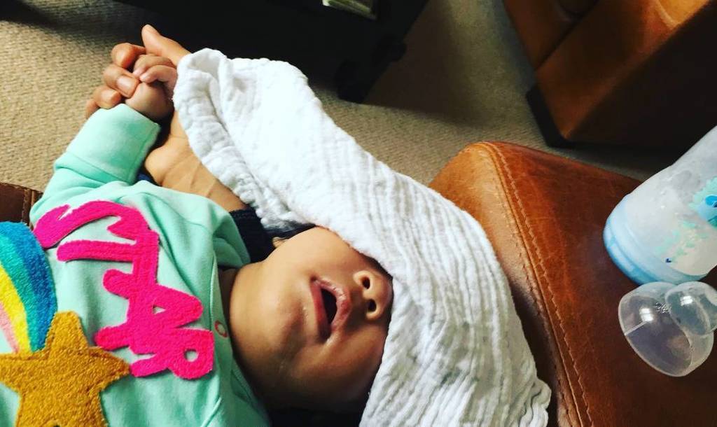 luvfoodluvdrink's tweet photo. Remember when life was this easy?πΌπ΄π©πΌπ΄π© #DrunkOnFood #EatSleepShitRepeat
#BabyLife
#DadLife https://t.co/JNsCMCXP16 https://t.co/YOpWbgVIa8