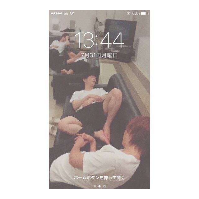 orng_4_15's tweet image. #7RTで ロック画

みなさん寝ておられますー。