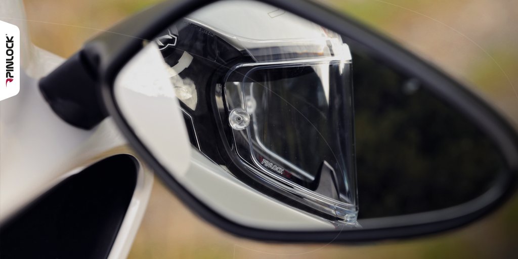Pinlocksystems's tweet photo. Did you use your Pinlock lens this weekend? Picture or didnβt happen! #Pinlock #GoFastGoSafe https://t.co/C4ATTTaygv
