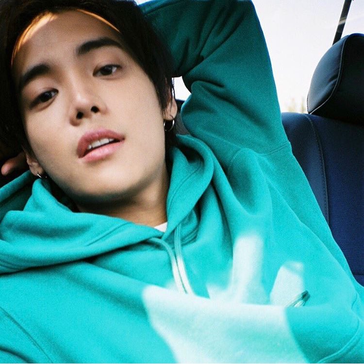 [ONE] วันนี้ผ่านไปได้ดีมั้ยครับ? #เขาว่าพรุ่งนี้ฝนจะตกนะ #เตรียมร่มกันด้วยนะครับ☔️