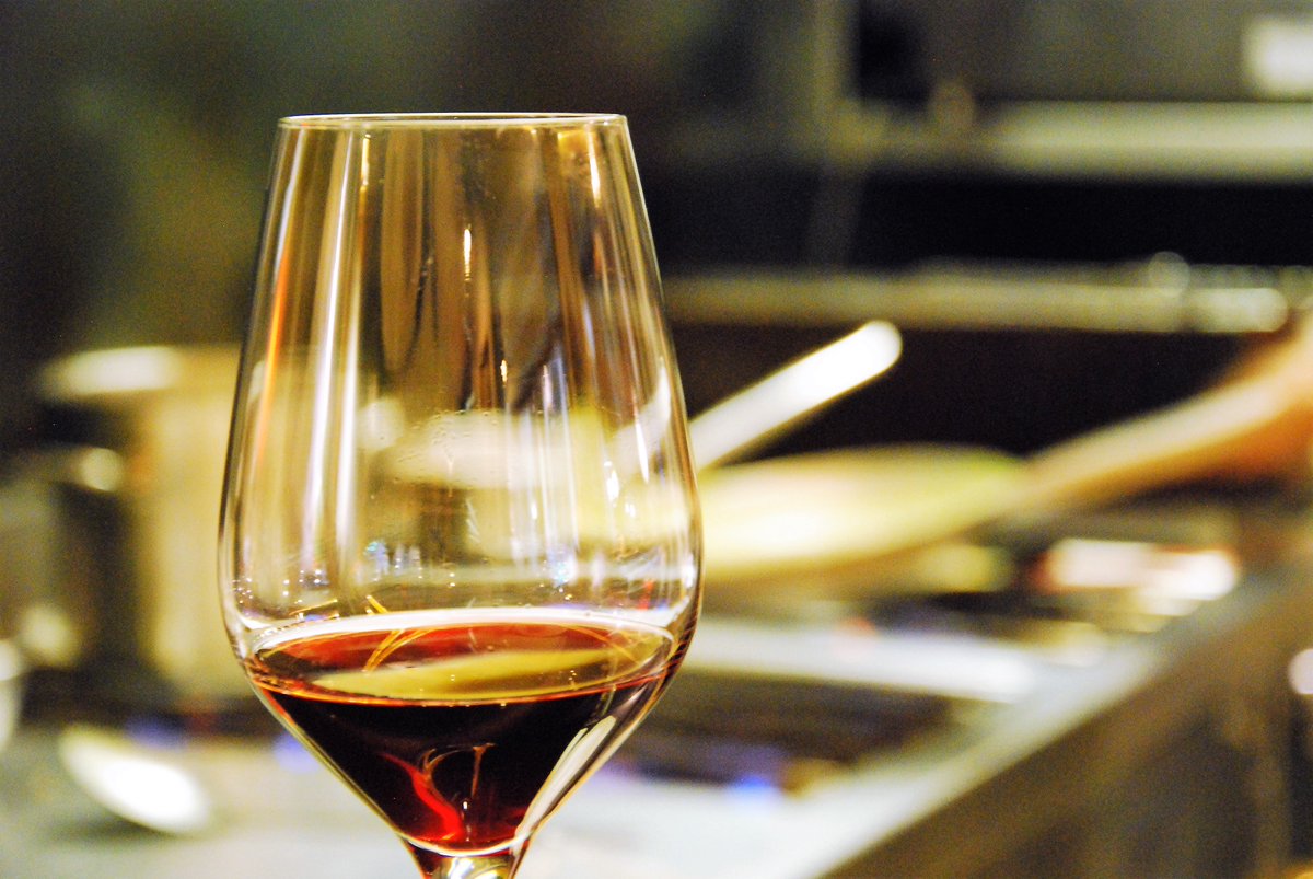 #Restaurante de #CocinaMediterránea, #Bio y #Ecológica en el #BarrioGótico, detrás del <a href="/bcn_ajuntament/">Ajuntament de Barcelona</a> bit.ly/VellaTerraCome…