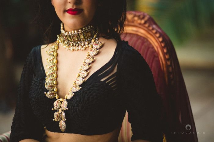 wedmegood's tweet photo. #TheRuleBook: How to Pick the Right #Jewellery for your Neckline! https://t.co/RLTLoP3LhV
#Brides #Weddings #Indian #Fashion ✨🔆💯 https://t.co/ID1rvi3sJ5