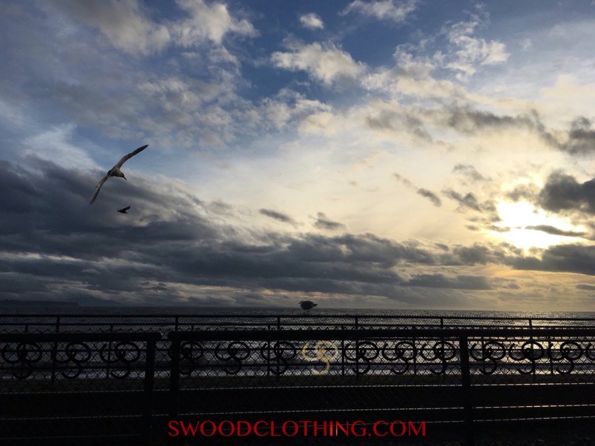new2know's tweet photo. #Swood clothing https://t.co/ItBuF2FwZy
