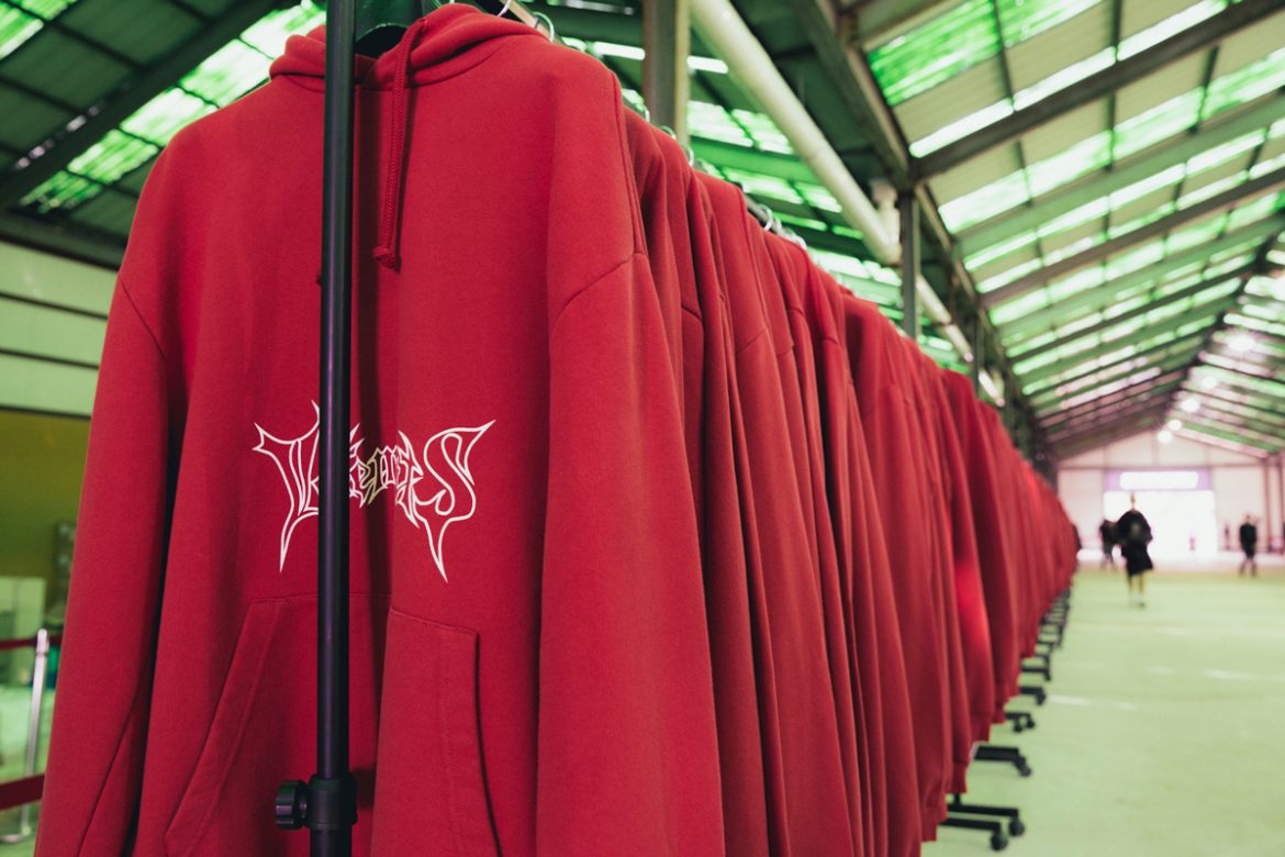 161021] Mark wore Vetements 