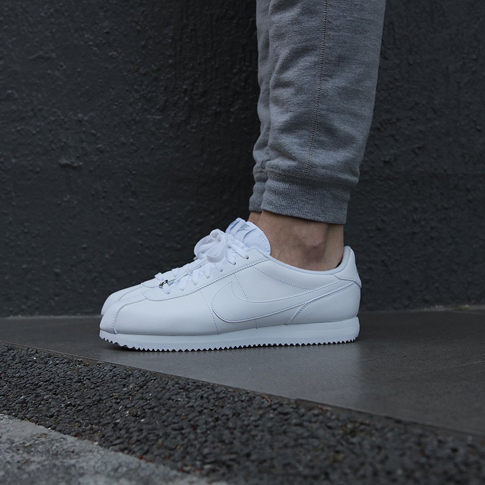 SHELFLIFE.CO.ZA Twitter: "Nike Cortez Basic Leather - Triple White Shop now: https://t.co/ebRUUQS6P3 https://t.co/RgmTjwcaxX" Twitter