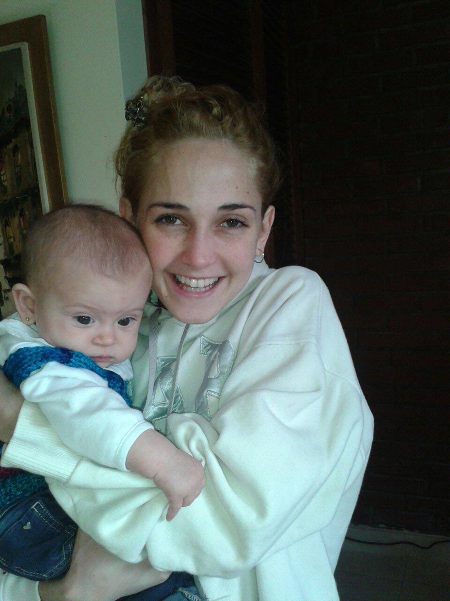La amo un mundo #MercedesLambre #KCAColombia