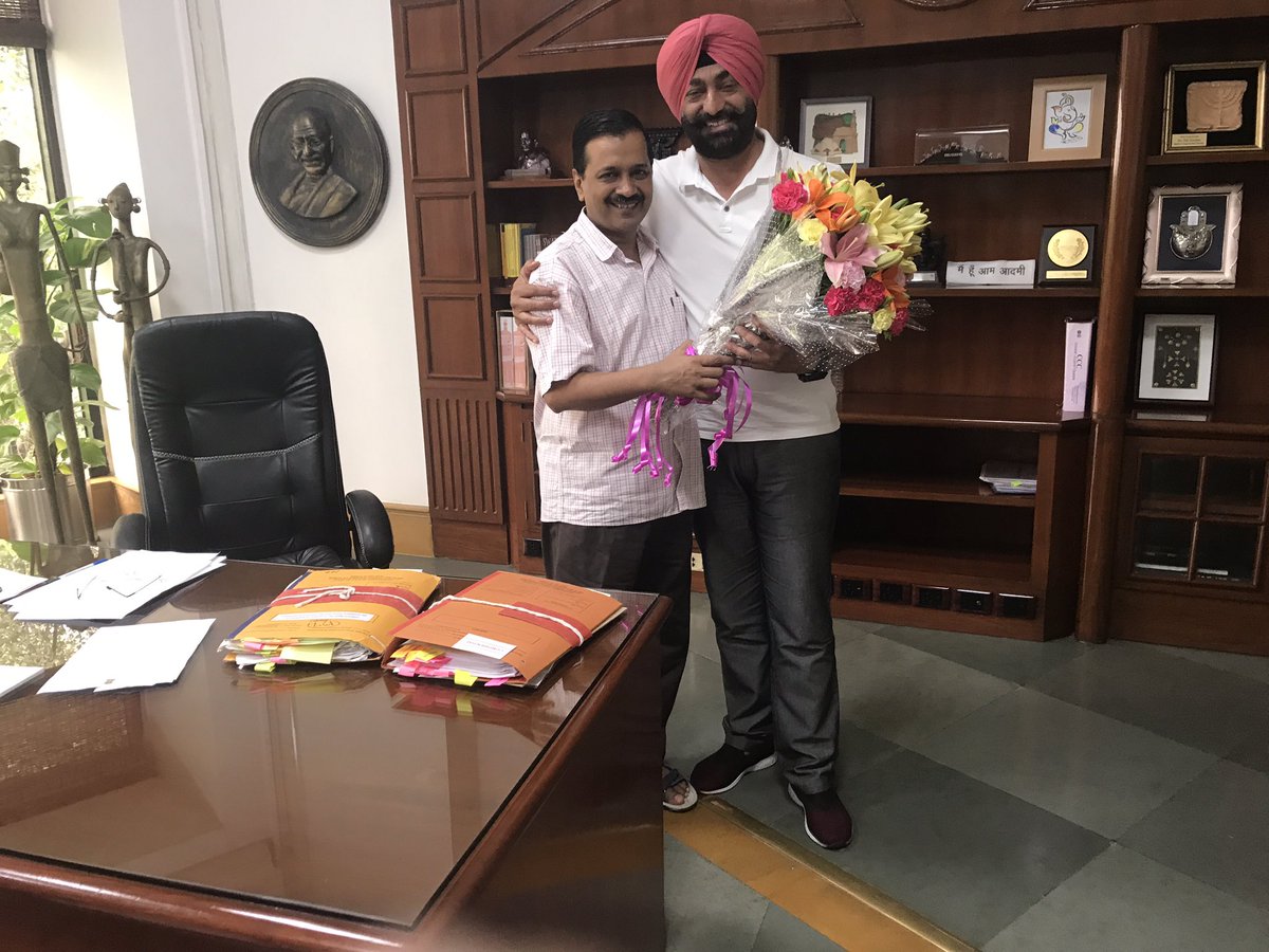 Leader Of Opposition Punjab Sukhpal Khaira met National Convenor &amp; Delhi CM <a href="/ArvindKejriwal/">Arvind Kejriwal</a> at CM Office, Delhi today.