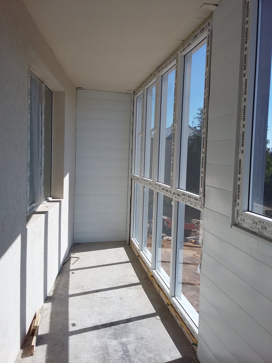 Marshal_Grad's tweet image. Начали внутреннюю отделку балконов железным сайдингом! Полюбуйтесь, как это выглядит)

#маршалград #настройке #жкнаокскомсъезде