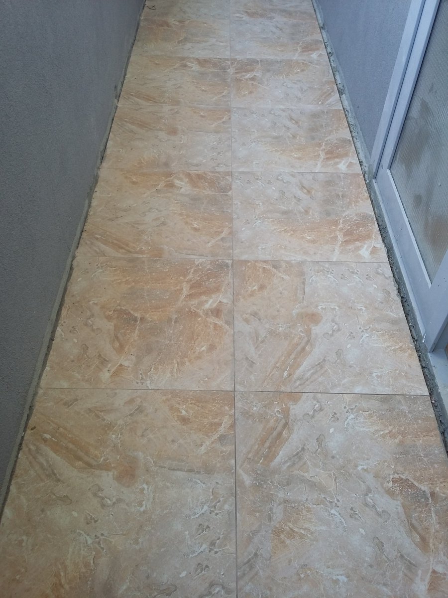 Marshal_Grad's tweet image. Продолжается отделка холлов натуральным камнем! Наш ЖК будет очень красивым

#маршалград #настройке #жкнаокскомсъезде #новосройкавцентре