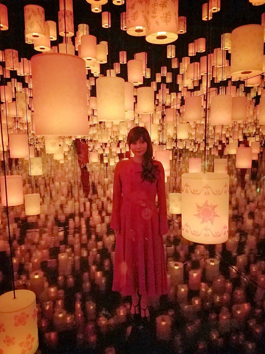 しぶとい中川翔子 綺麗 ラプンツェルエクスペリエンス 8 1からディズニーアート展ではじまります 近づくと ランタンが輝いて光が広がっていく 夢の景色です 実際に歩いて感じてほしい一瞬ずつの煌めきの貴さ この夏 東京会場だけです