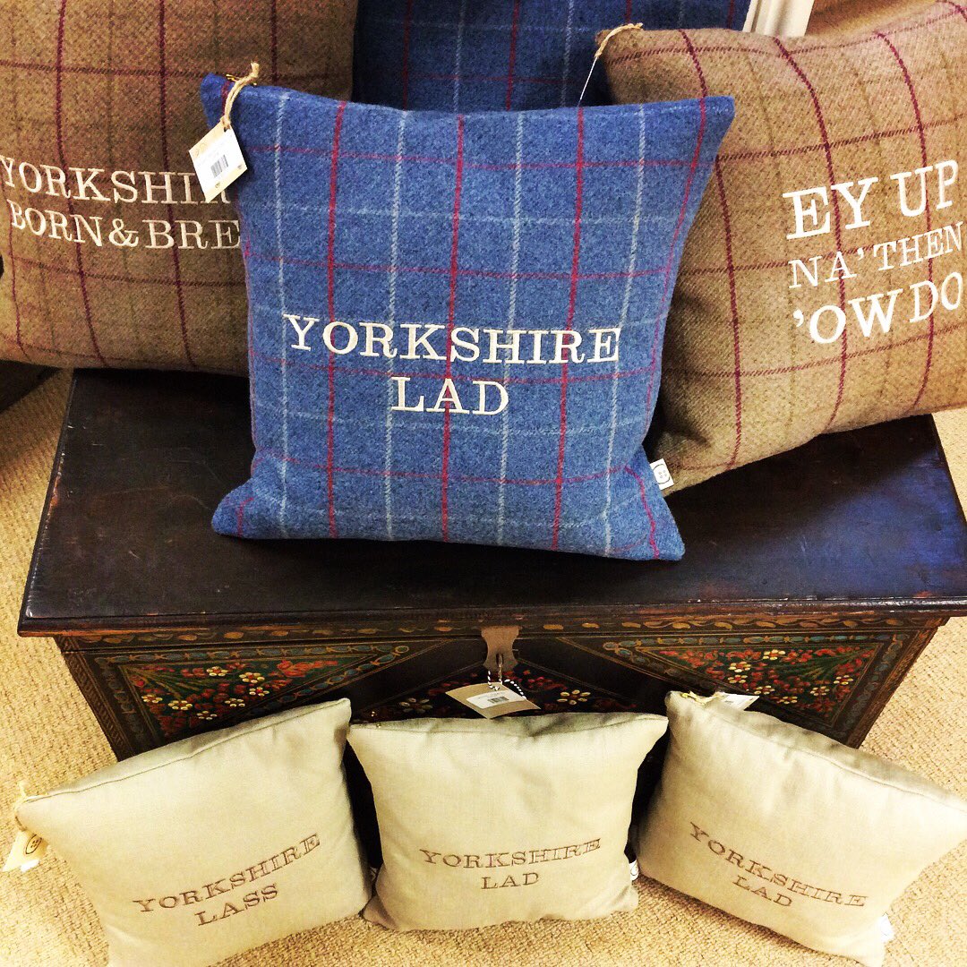ninetoeleven's tweet photo. Celebrate Yorkshire Day Tomorrow with these reet Yorkshire gifts #littlebutton #yorkshireday https://t.co/yklEvfIPmh