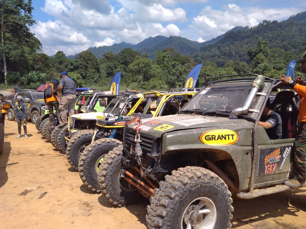 fatinazwanii's tweet photo. Royal Belum Kemboree Sahabat 4×4
#kemboreesahabat4×4grantt
#4×4offroad
#maxxis
#visitperak
#KayAdventures
#kerex https://t.co/D9TJ6Krhvn
