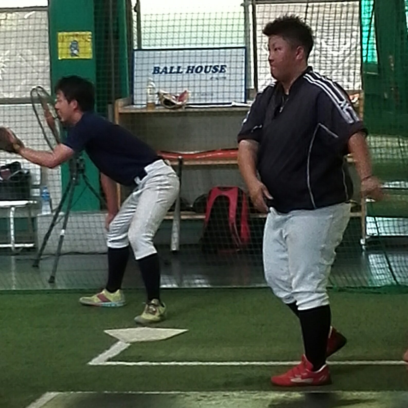 ボールハウス 沖コンピュータ学院が 元マドンナジャパンの４番 西朝美さんを監督に迎えて女子硬式野球部を発足させます 今日は体験練習会 守備にバッティングに楽しく汗を流してました 興味のある方は お気軽にお問い合わせください T Co