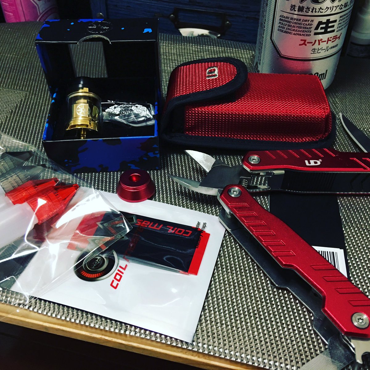 hasejun1978's tweet photo. 本日秋葉原のフレーバーキッチンさんに行って購入‼️∩^ω^∩ #vape #電子タバコ #ハンドチェック #ハンチェ #coil_master #ASMODUS #voluna #UD https://t.co/4s8c5YcWDM