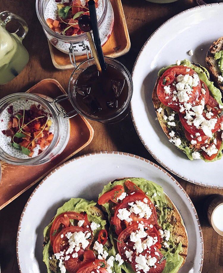 LoveBugDiaries's tweet photo. Brunch is always a good idea 🥑 #laob #laobtravels #laobeats #singapore #singaporefood https://t.co/mbYxD1YY4v