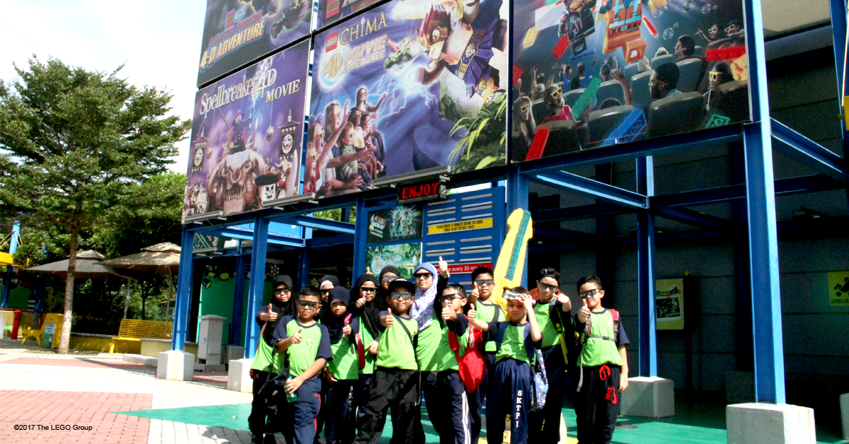 LEGOLAND_MY's tweet photo. Summer Holiday continues at #LEGOLANDMY! #Didyouknow LEGO Movie 4D is available in Mandarin version too! Showtimes: https://t.co/0P5U2K4pCv. https://t.co/jsqeuSDz1o