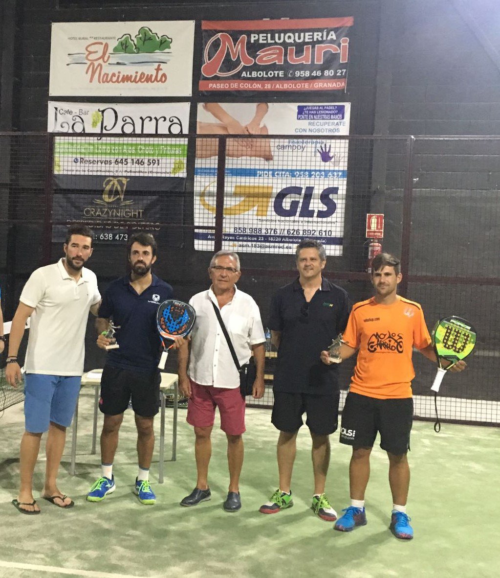 FeelCenterPadel's tweet photo. (1/4) 🏆 Entrega de premios del #Torneo de #Pádel ABS 2000 / V Torneo José Mª Nievas / III Torneo Cetel. ¡Enhorabuena a las duplas ganadoras! https://t.co/5IR4eaXdeY
