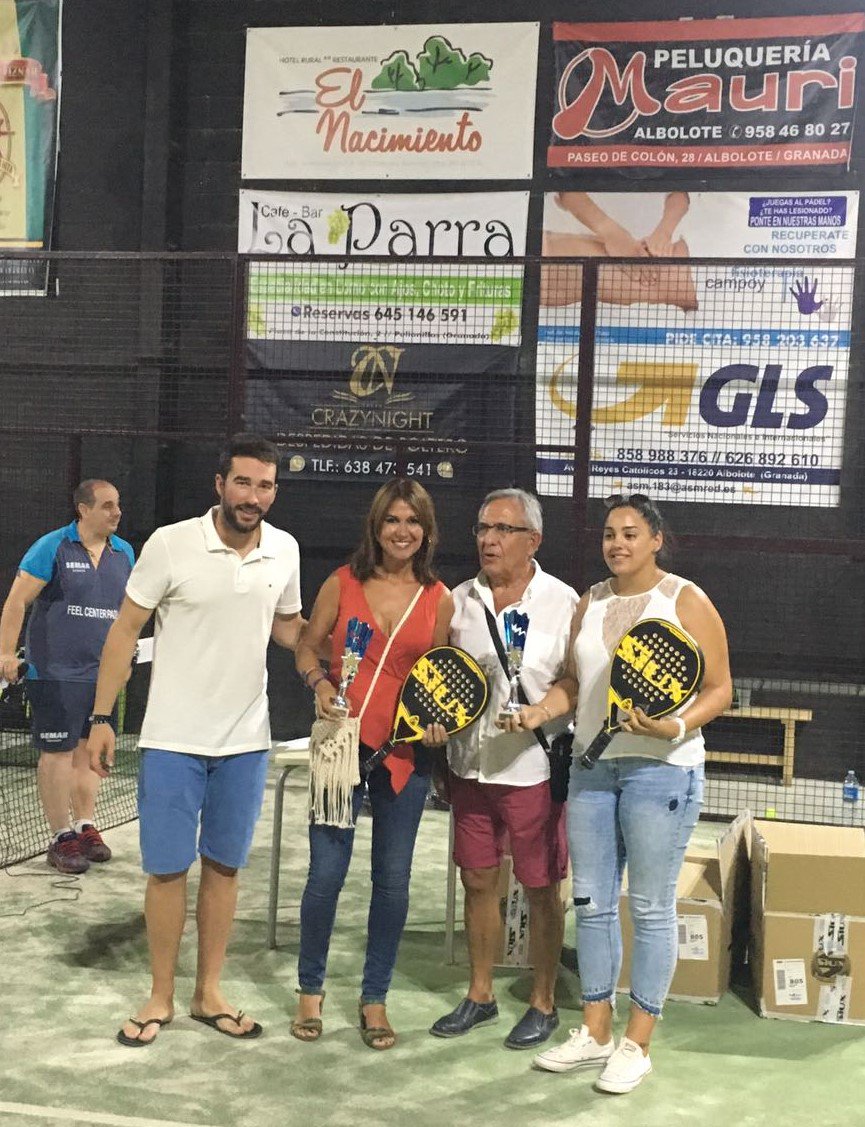 FeelCenterPadel's tweet photo. (2/4) 🏆 Entrega de premios del #Torneo de #Pádel ABS 2000 / V Torneo José Mª Nievas / III Torneo Cetel. ¡Enhorabuena a las duplas ganadoras! https://t.co/fB4YVdg6Pe