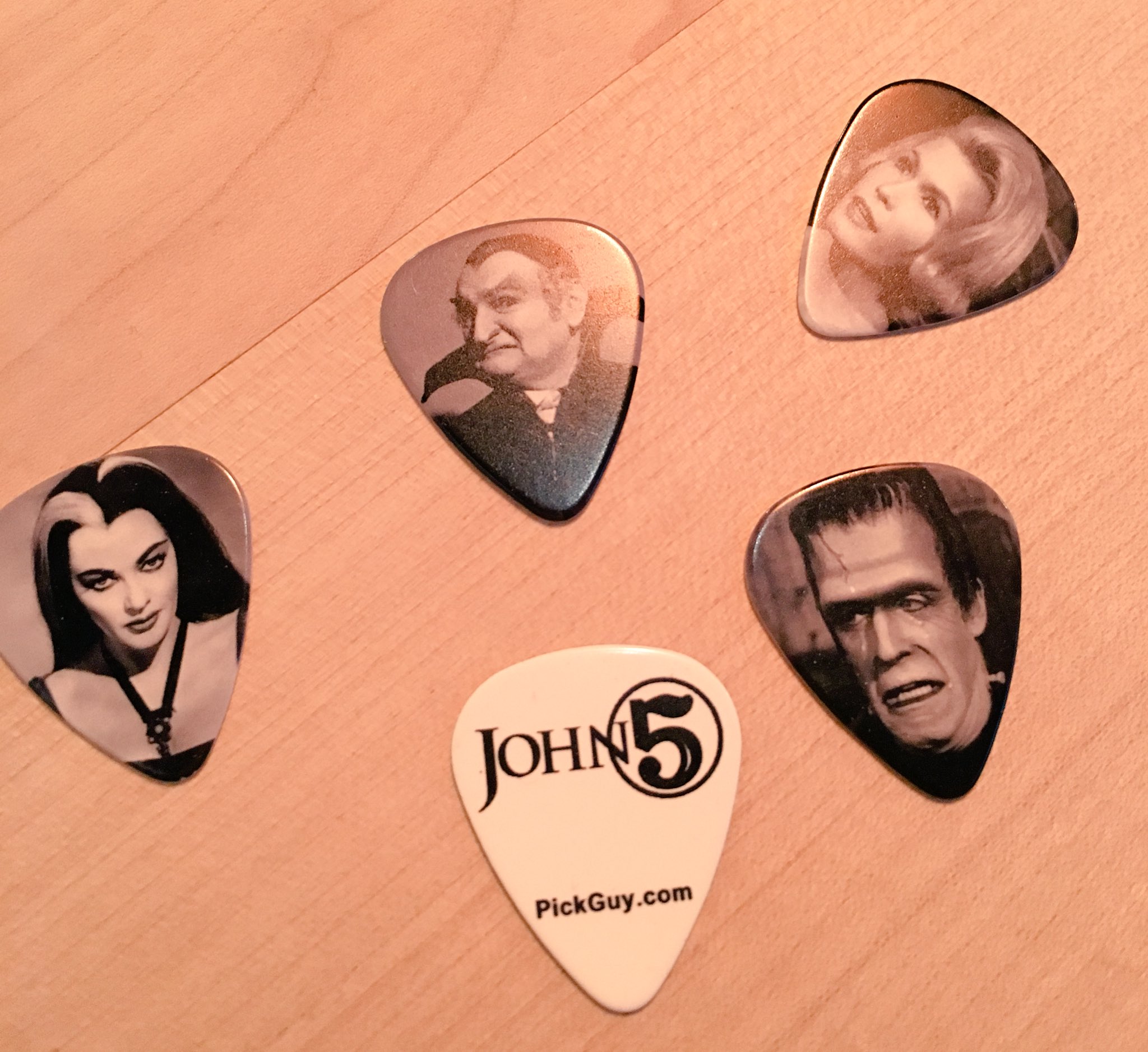 HAPPY BIRTHDAY and all the best in the world JOHN 5!!! 