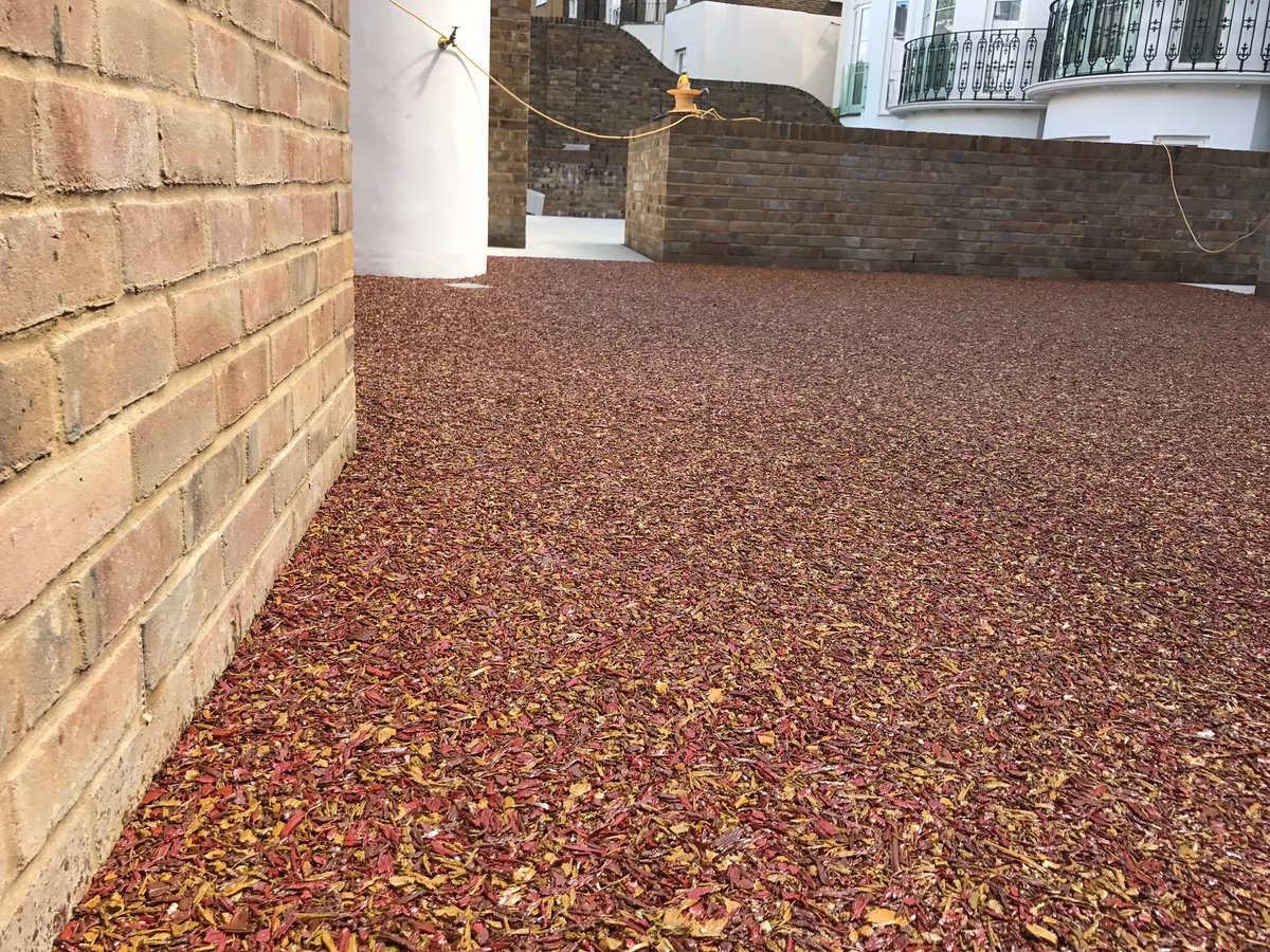 StarRubber1's tweet photo. #TigerMulch is available in various great colour blends, contact us today on 01458253377!! #PlaySurfacing https://t.co/KYtcjg3Vm7