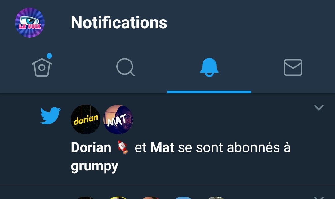 BurgerTwiz's tweet photo. La Voix n'est surement pas aveugle mes chères @LePakiUnGenie @mat__tpmp. https://t.co/zVDioXfBvX