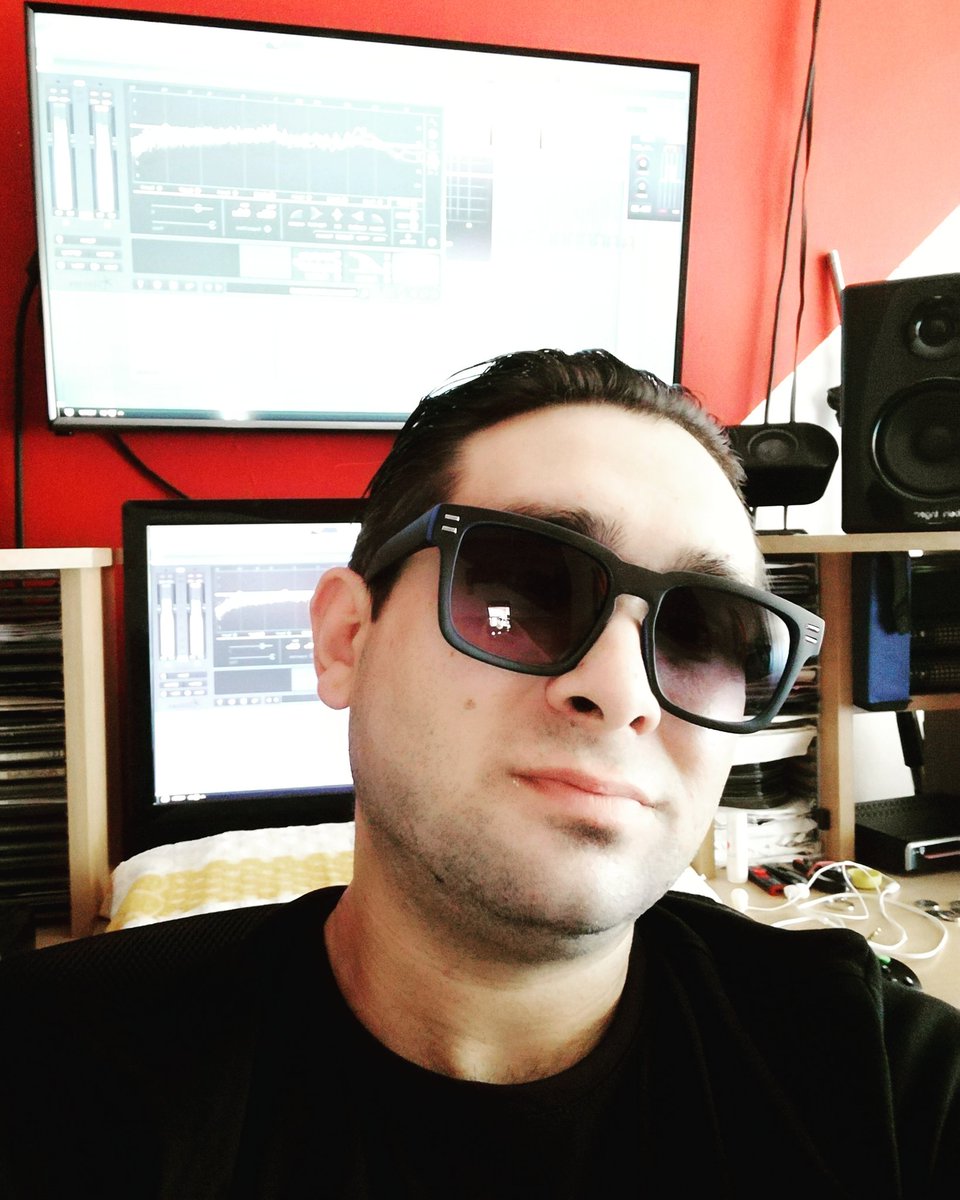GeoMusicOficial's tweet photo. My new song it's almost ready! Stay tuned!! #EDM #edmfamily #EDMLove #HARDSTYLE #hardstylefamily #hardbase #festival #Tomorrowland https://t.co/qNyWhYpsvm
