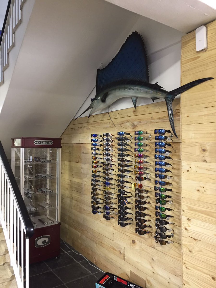 BigCatchSA's tweet photo. @Big_Catch1 is now open at our #new premises, 60 Section Street #Paardeneiland  #fishing  @KFMza @CapeTownMag @CapeTalk @RapalaVMC @Kempy6 https://t.co/ucy2Sz7nUN