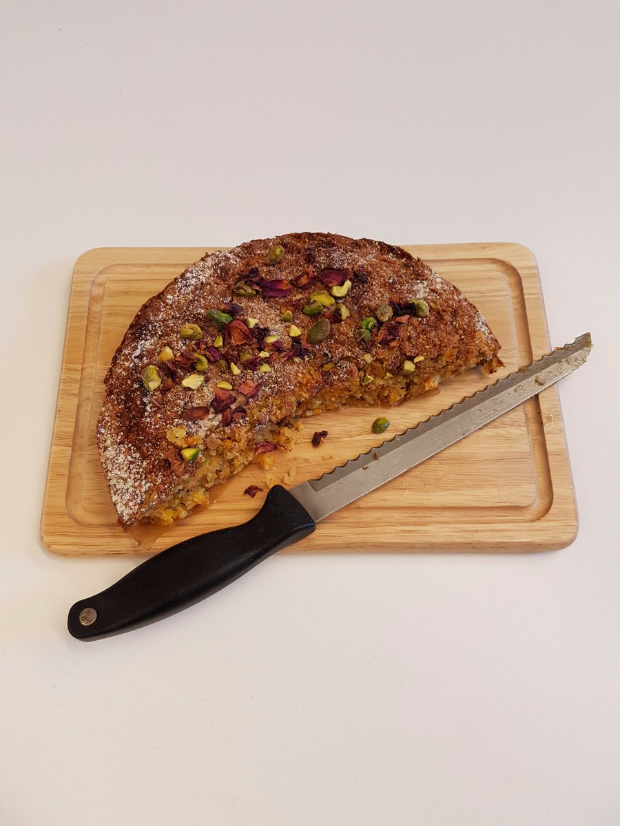 RedHealth's tweet photo. We've got that #MonthlyMunchyMonday feeling - thanks @BeckiFergusson for the #delicious 'farmyard animal' creation #MondayMotivation https://t.co/9uzRYFFzHi
