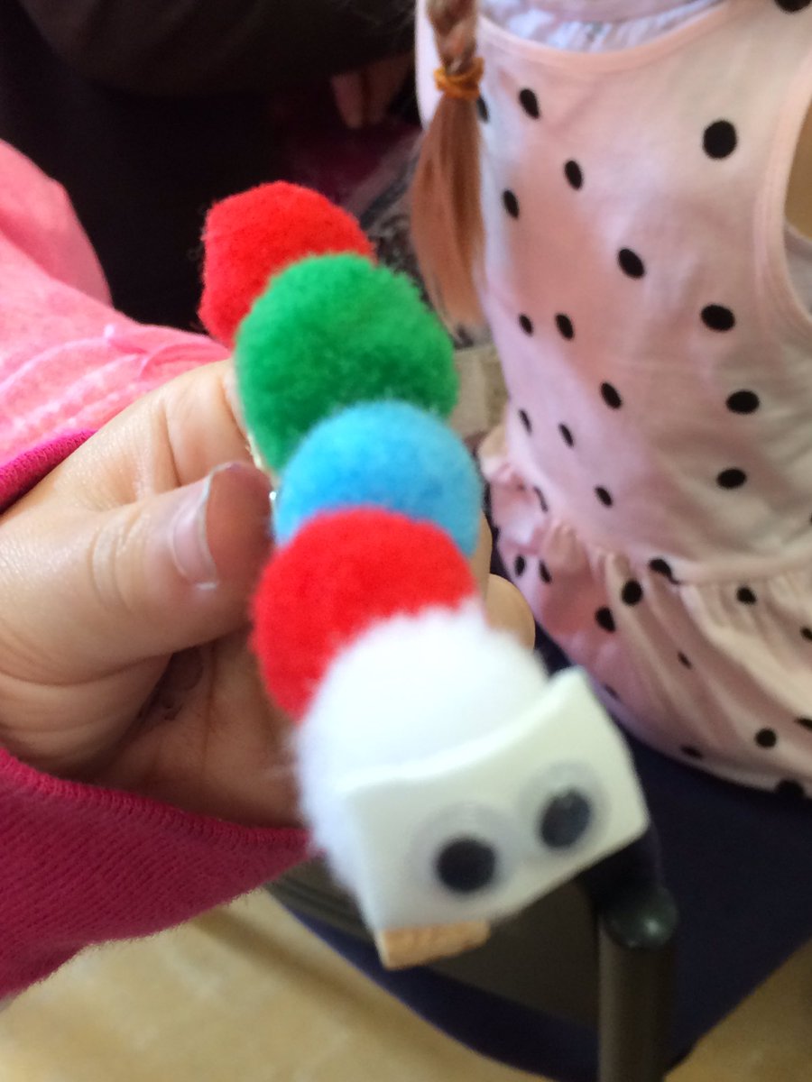 PiPadawans's tweet photo. #PegDay #BlaydonLibrary @GatesheadLibs. Lots of creative stuff going on! https://t.co/KwSNnIYJp3