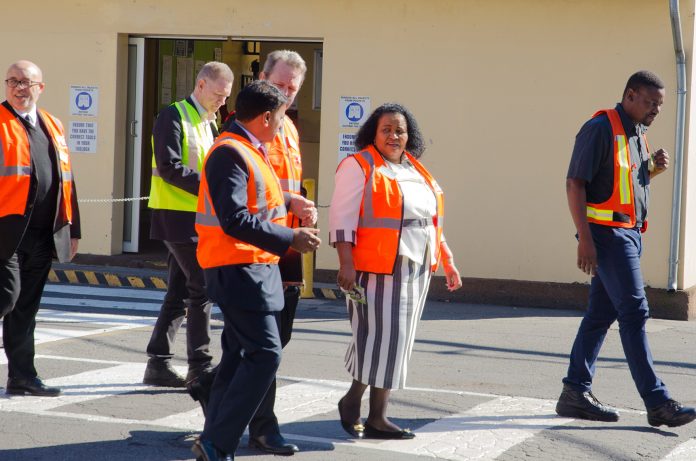 ChangeNewsZA's tweet photo. Mpact opens Liquid Packaging #Recycling Plant at the company’s Springs paper mill #MpactLiquid ♻️#environment #green https://t.co/k0o7QoUIF4 https://t.co/1KGd0OvIvc