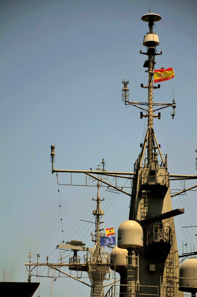 ¡Misión cumplida! 
Tras más de 6 meses desplegados luchando contra la piratería☠en el Índico, ¡el Galicia navega ya rumbo a España 🇪🇸!