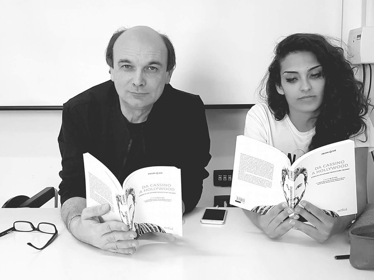 promovieteam's tweet photo. Qualunque cosa accada vai avanti, non mollare. Continua il tuo lavoro e mostra al mondo intero di cosa sei capace! 

#DaCassinoaHollywood 📖 https://t.co/NKkj8q3fPC