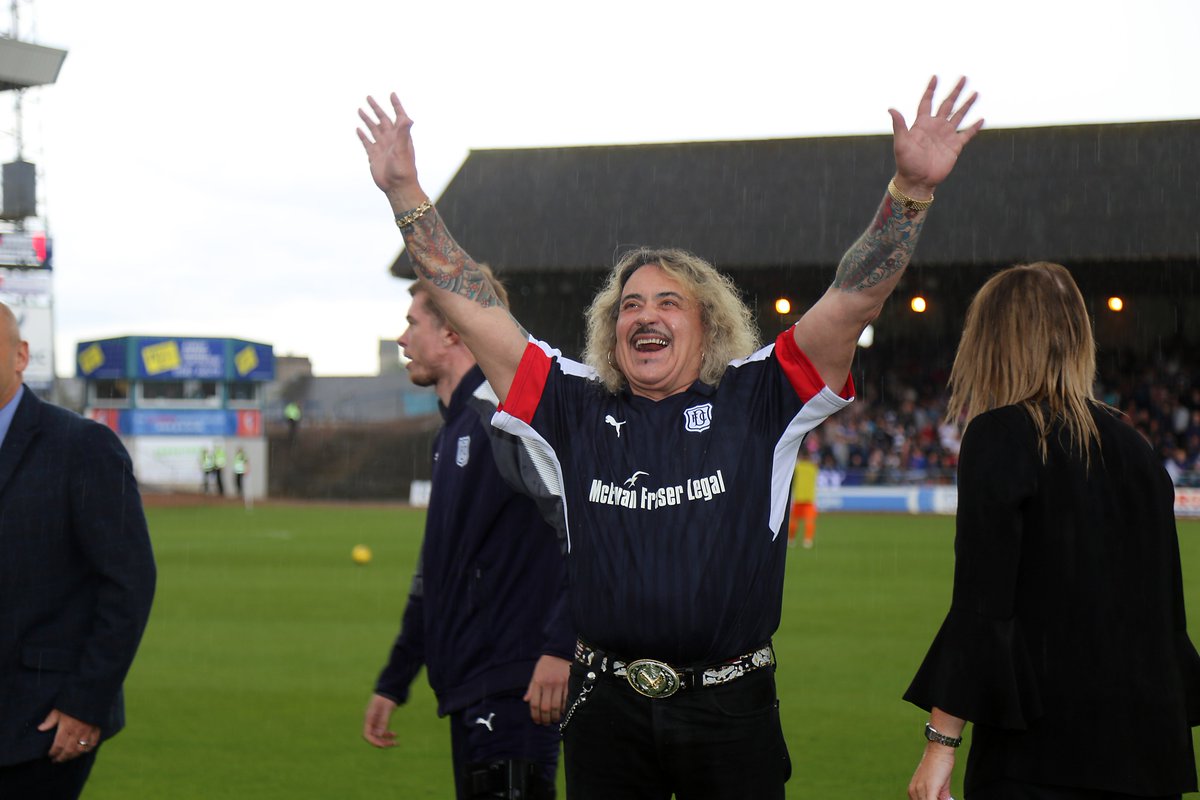 Wagner at the Dundee Derby. Move along..nothing unusual here :-) @DFC_Commercial <a href="/dundeefconline/">dundeefconline</a>