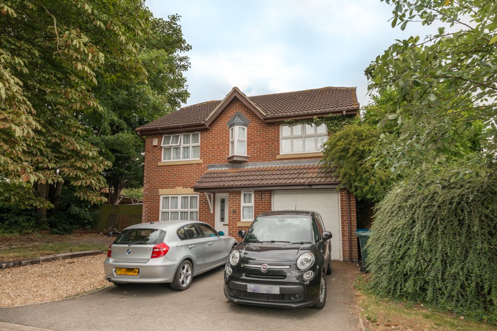 TheHouseShopUK's tweet image. 4 bedroom  detached house  to rent

https://thehouseshop.com/property-for-s…
#HouseToRent #detachedHouse #Bicester
