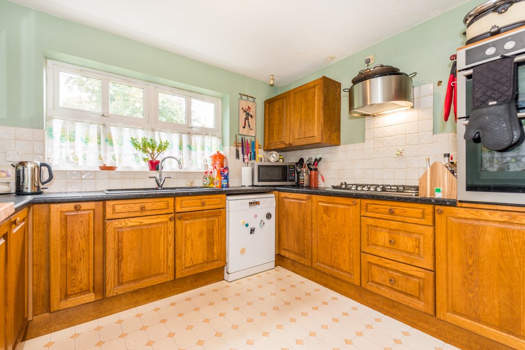 TheHouseShopUK's tweet image. 4 bedroom  detached house  to rent

https://thehouseshop.com/property-for-s…
#HouseToRent #detachedHouse #Bicester