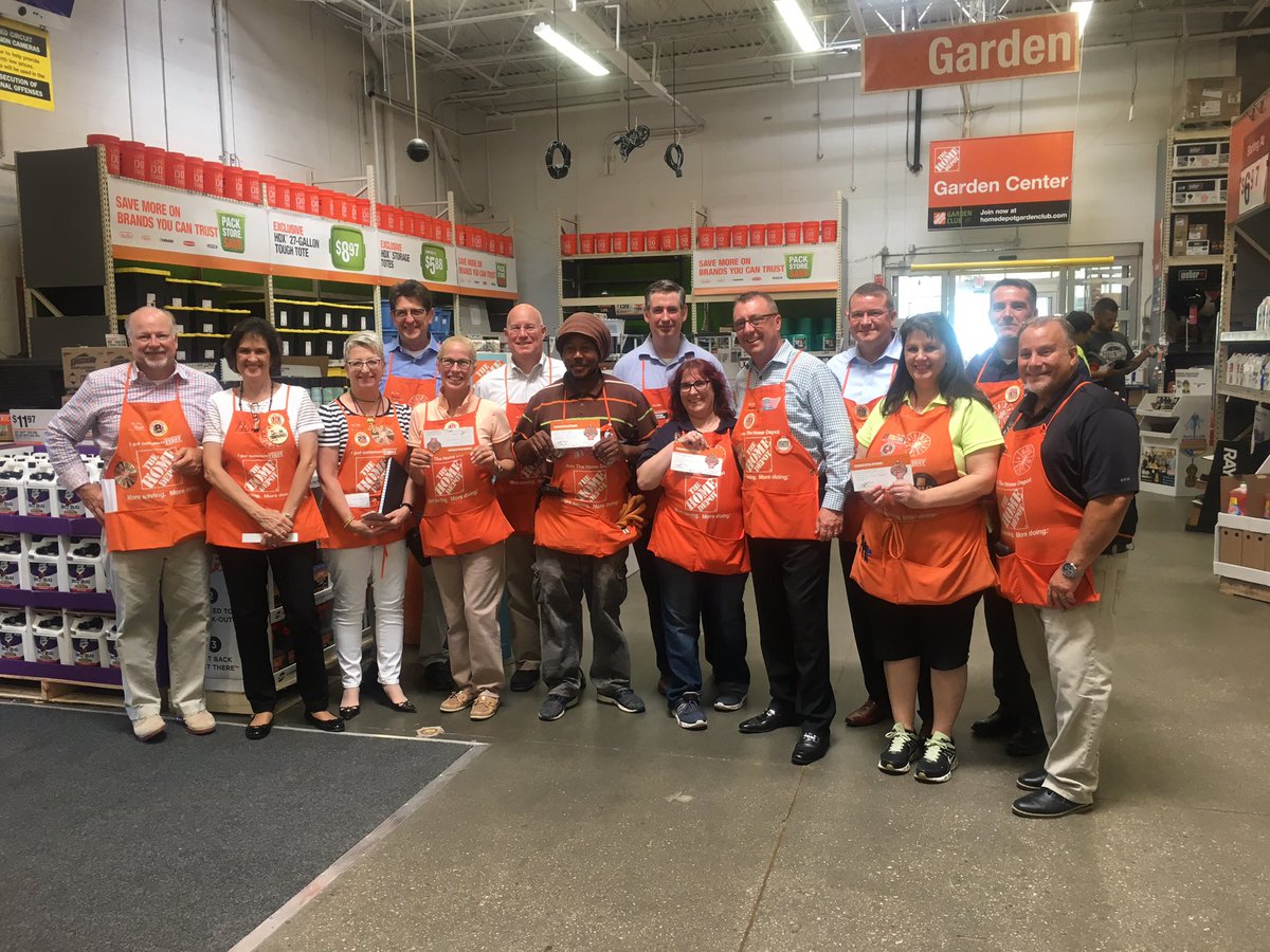 ASDS 1213 (@asds_1213) on Twitter photo Congratulations to our executive award winners!!!! <a href="/GriesAnthony/">Anthony</a> @JMcLean285 <a href="/patiaquinta/">patiaquinta</a> <a href="/diver255322/">Jim brandow</a> Congratulations to our executive award winners!!!! <a href="/GriesAnthony/">Anthony</a> @JMcLean285 <a href="/patiaquinta/">patiaquinta</a> <a href="/diver255322/">Jim brandow</a>