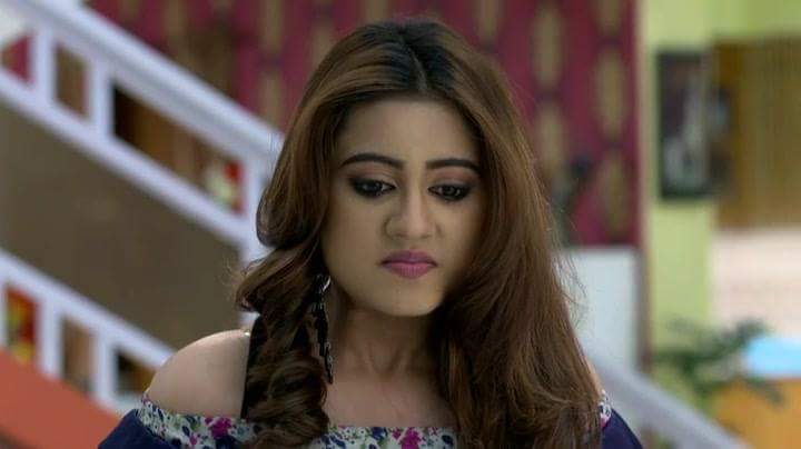 devzaara8's tweet photo. Natni Jobdo Dadur Ananda Ese Geche #Govindo Kajerlok er nak golano sojjo hoina Thik roz Dalir rag na dekhle valo lagena.tai to?@Iamswastika https://t.co/K1aZSVoiB3